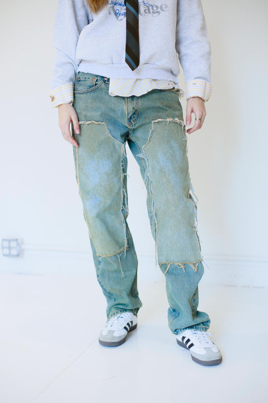 Distressed Levi Workpant