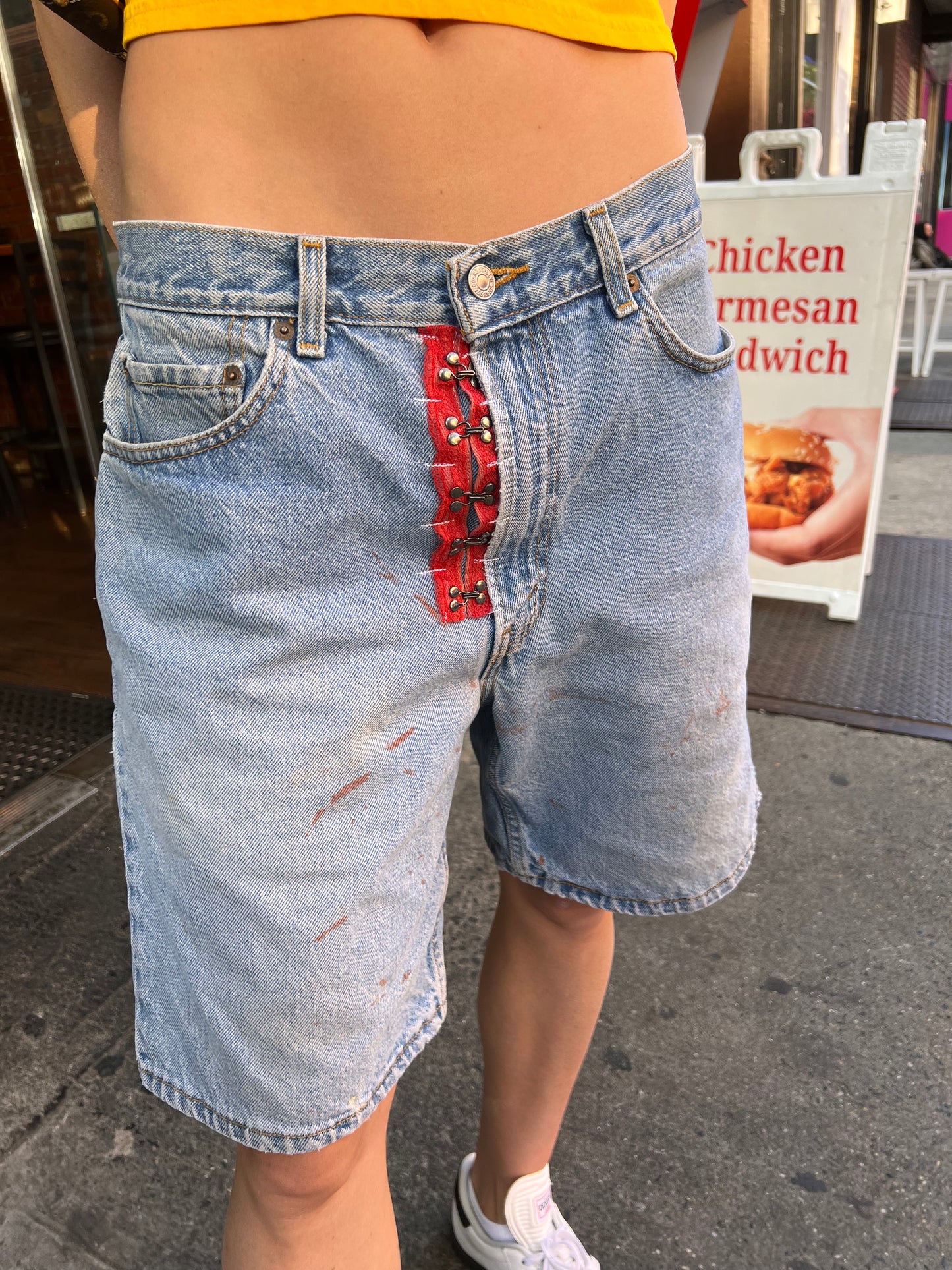 LEVI HOOK LONG SHORTS