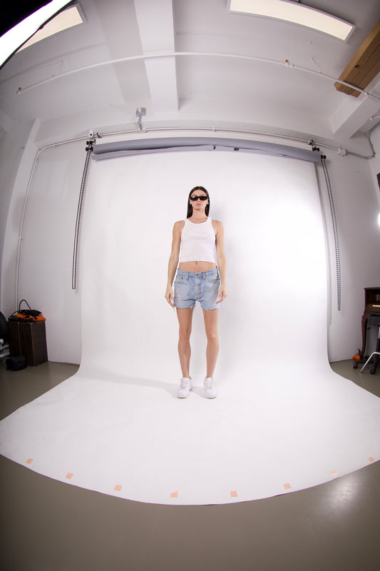 LOW RISE LEVIS SHORTS